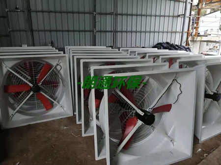 現(xiàn)場(chǎng)組裝交付客戶(大角度三葉負(fù)壓風(fēng)機(jī))